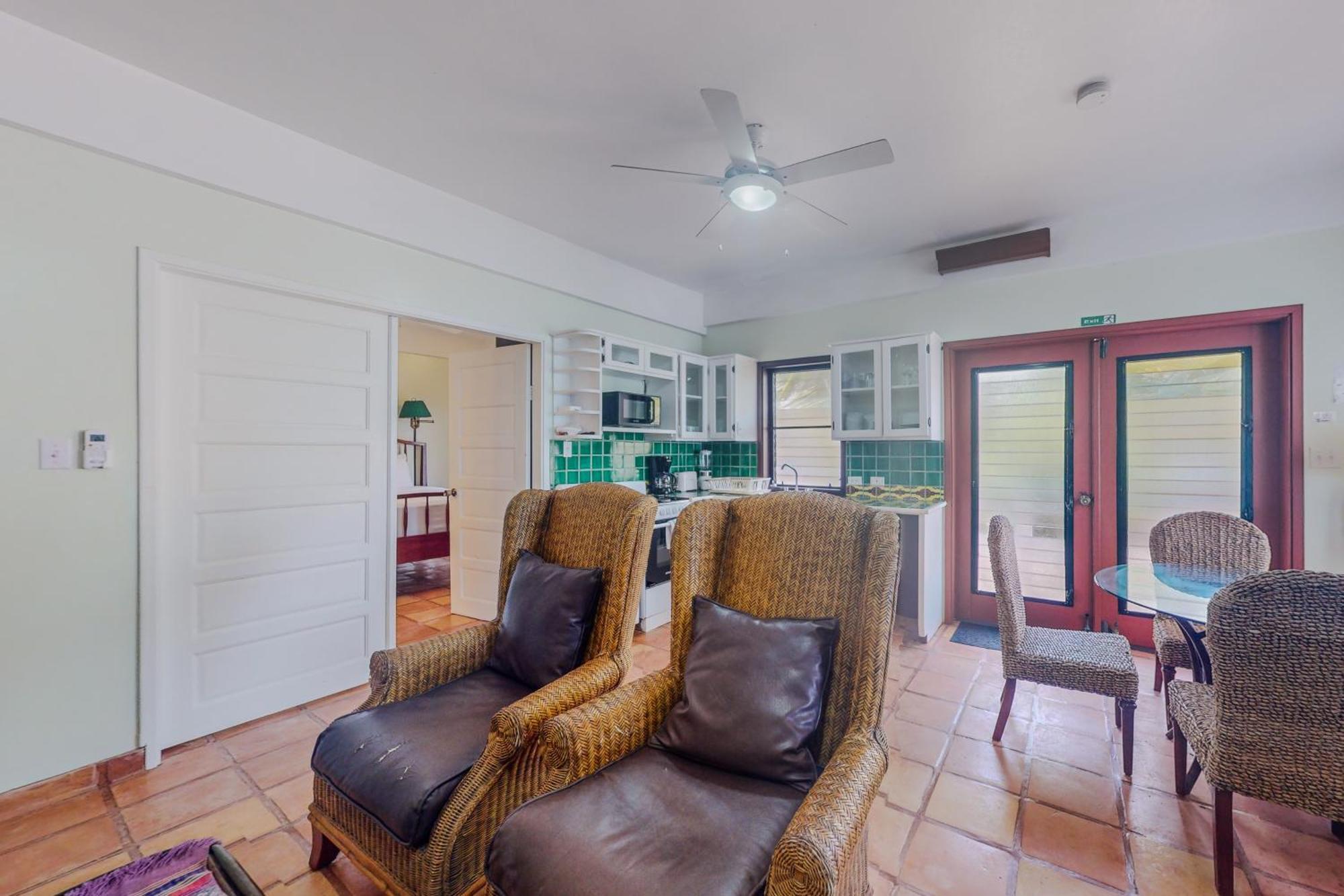 Beachside Villas Gold Standard Certified Placencia Room photo