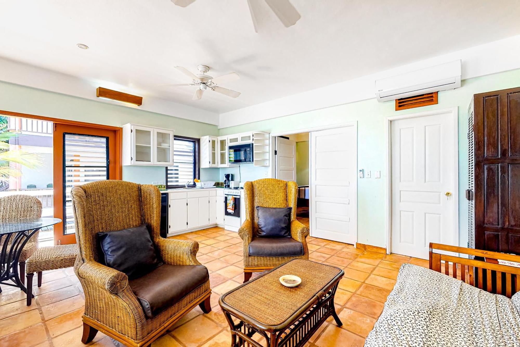 Beachside Villas Gold Standard Certified Placencia Room photo