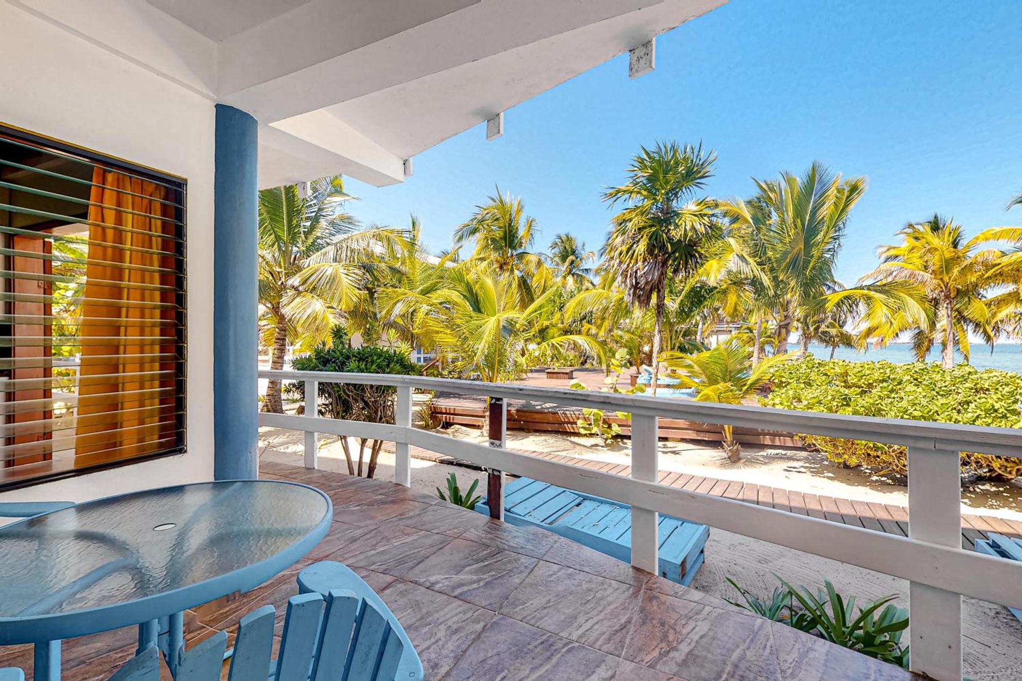 Beachside Villas Gold Standard Certified Placencia Room photo