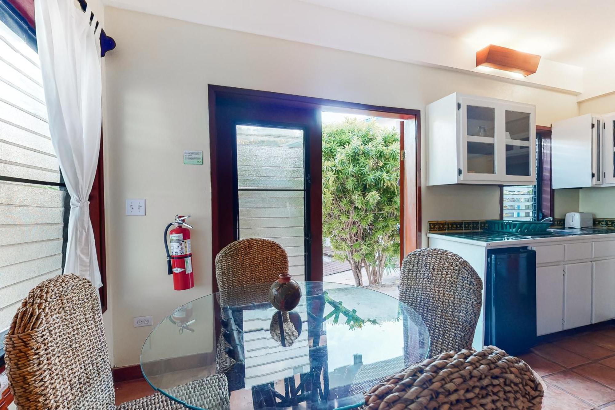 Beachside Villas Gold Standard Certified Placencia Room photo